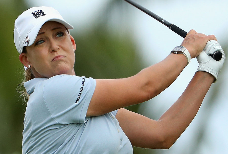 Cristie Kerr remembers cancer victims after LET win